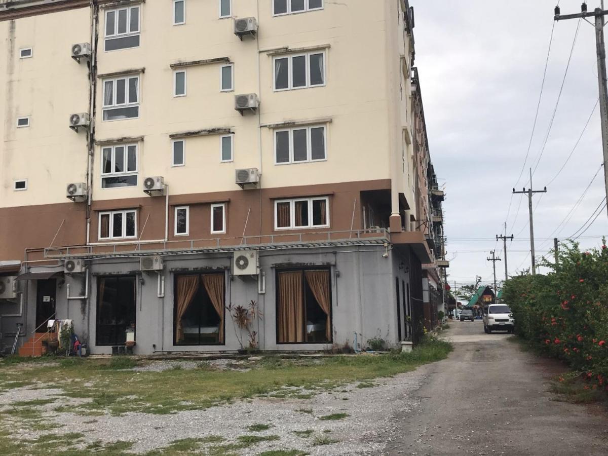 Arcadia Maephim Aparthotel Mae Phim Bagian luar foto