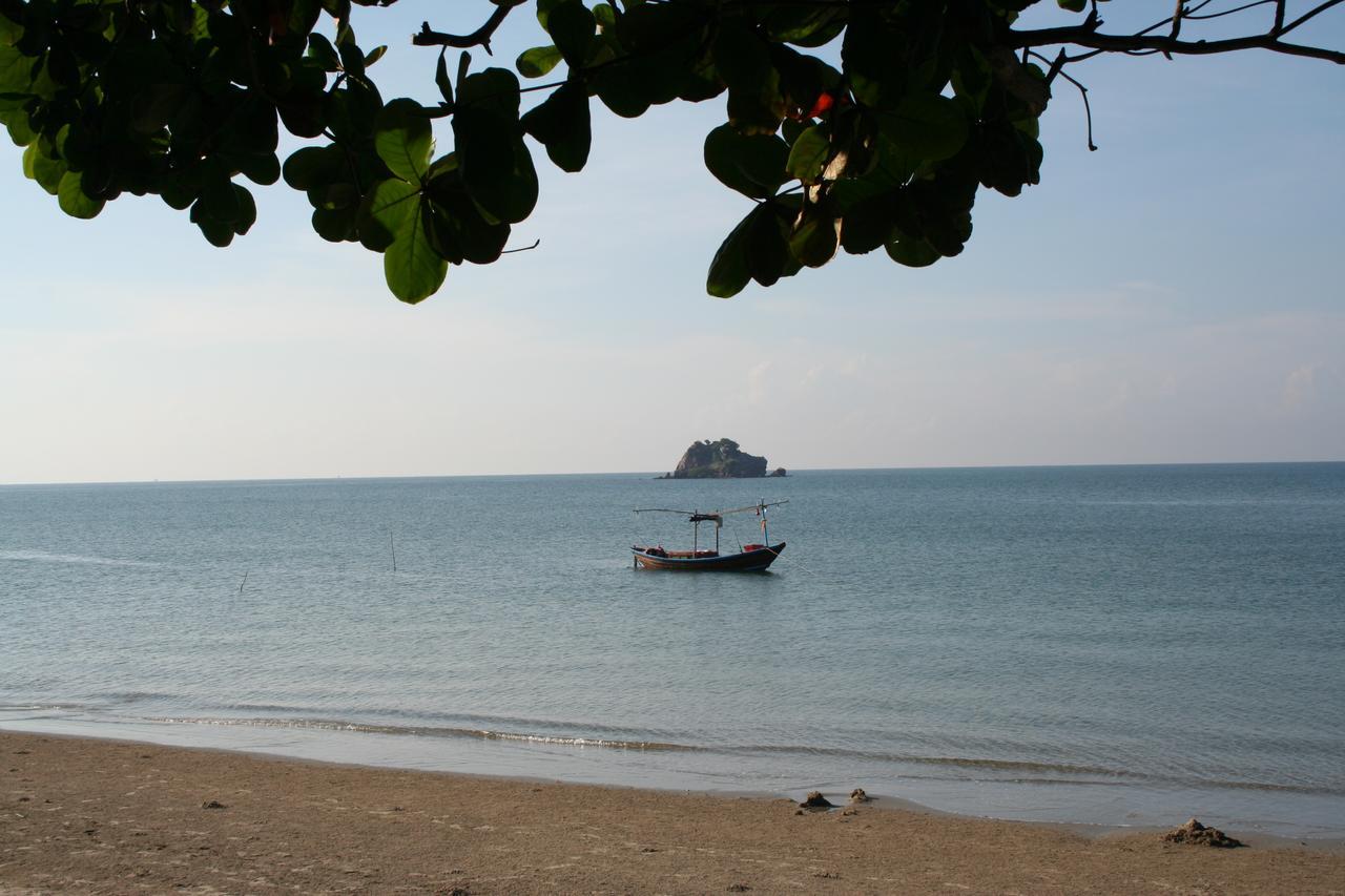 Arcadia Maephim Aparthotel Mae Phim Bagian luar foto